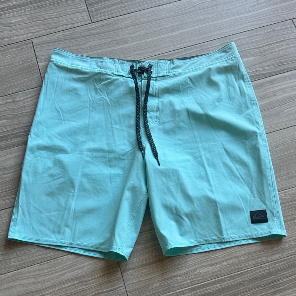 Quiksilver Men's Highline Board Shorts Swim Trunks